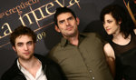 Amanecer, dos películas dirigidas por Chris Weitz