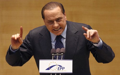 Berlusconi reparte su imperio con sus vástagos