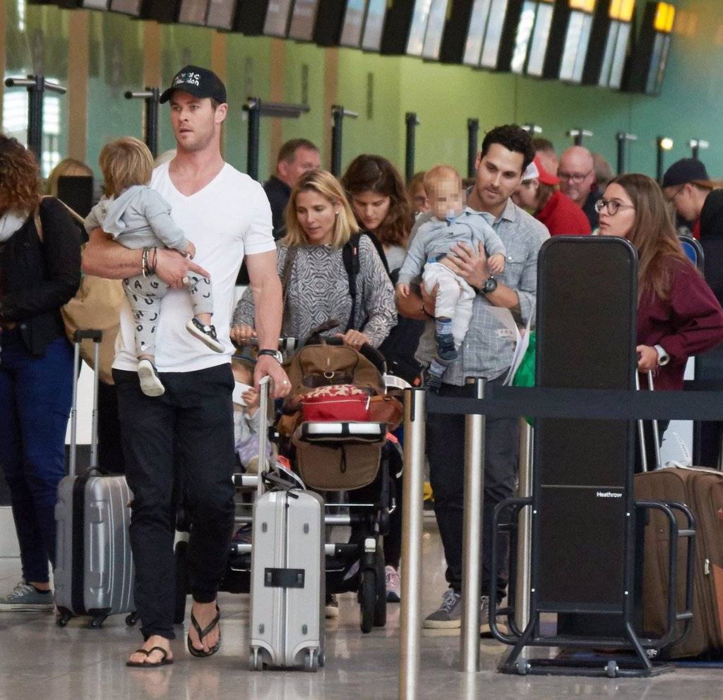 Chris Hemsworth y Elsa Pataky así viaja una familia numerosa