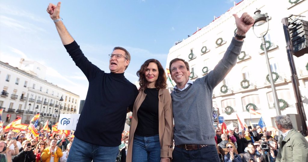 Feij O En La Manifestaci N Del Pp Contra La Amnist A No Nos