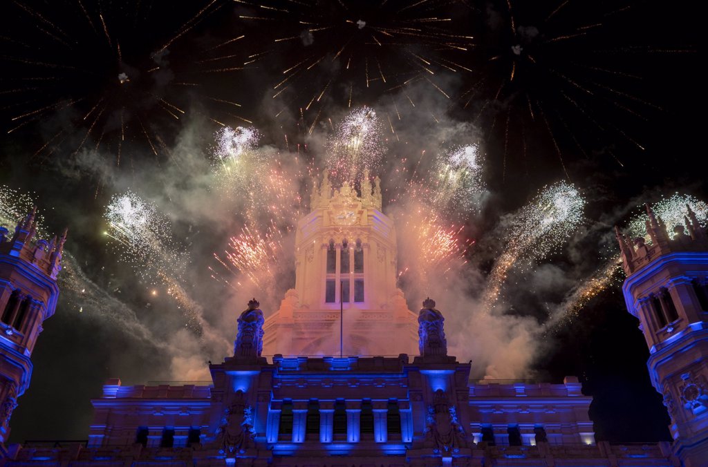 Los Reyes Magos llenan Madrid de ilusión e invitan a los niños a