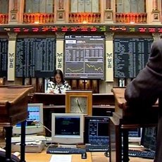 El Ibex 35 sube un 3,72%, la segunda mayor subida del año, impulsada por la banca