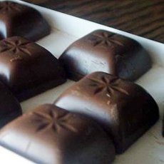 Media barrita de chocolate por semana mantiene a raya el riesgo de ataque al corazón