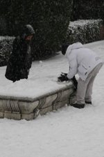 Cierran temporalmente el aeropuerto de Madrid- Barajas debido a la nieve