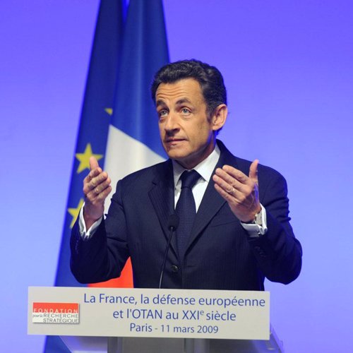 Sarkozy oficializa el regreso de Francia a la estructura militar de la OTAN
