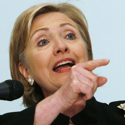 Clinton dice que EEUU quiere elevar las relaciones con Rusia a "un nuevo nivel"