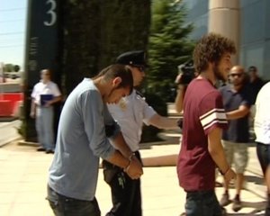 ProhÃben a los siete menores detenidos acudir a fiestas durante 3 meses ProhÃben a los siete menores detenidos acudir a fiestas durante 3 meses