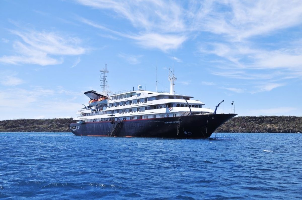 El Crucero Presenta Dos Itinerarios Para Recorrer Las Islas Gal Pagos