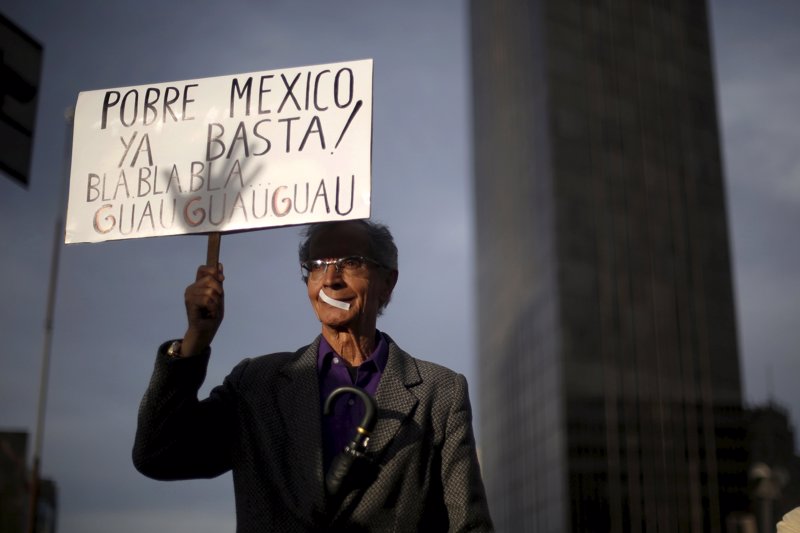 En Im Genes Familiares De Los Normalistas Marchan En M Xico