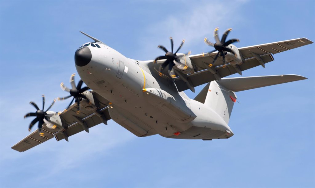 Indra equipará nueve aviones de transporte militar A400M del ejército