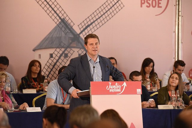 Page Afirma Que Es Un Honor Volver A Ser Candidato Del Psoe En C Lm