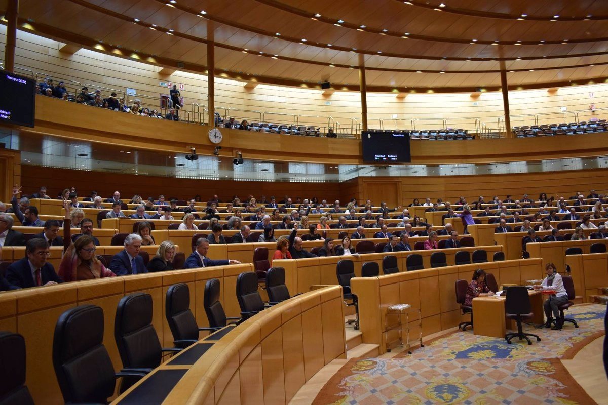 Cap Grup Presenta Esmenes En El Senat La Reforma De L Estatut Valenci