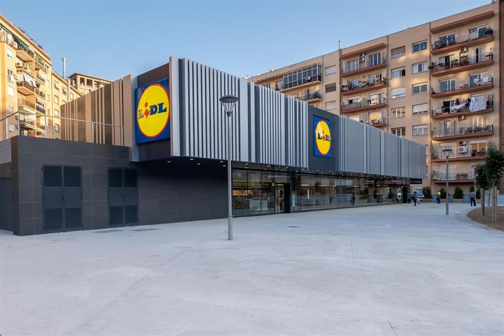 Lidl Inaugura Una Nueva Tienda En El Centro De Barcelona Con Una