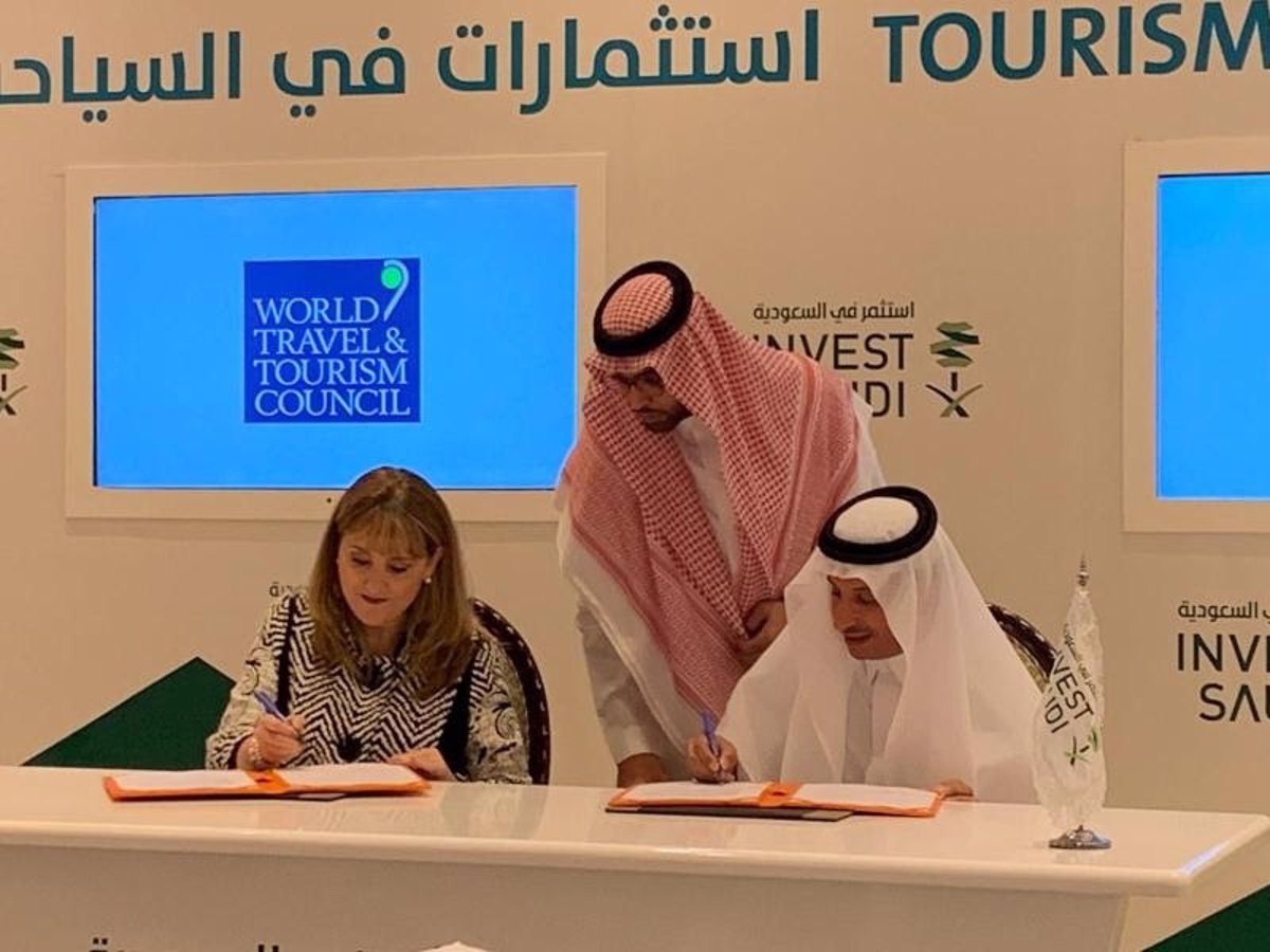 El Consejo Mundial de Turismo y la Comisión Saudita de Turismo firman