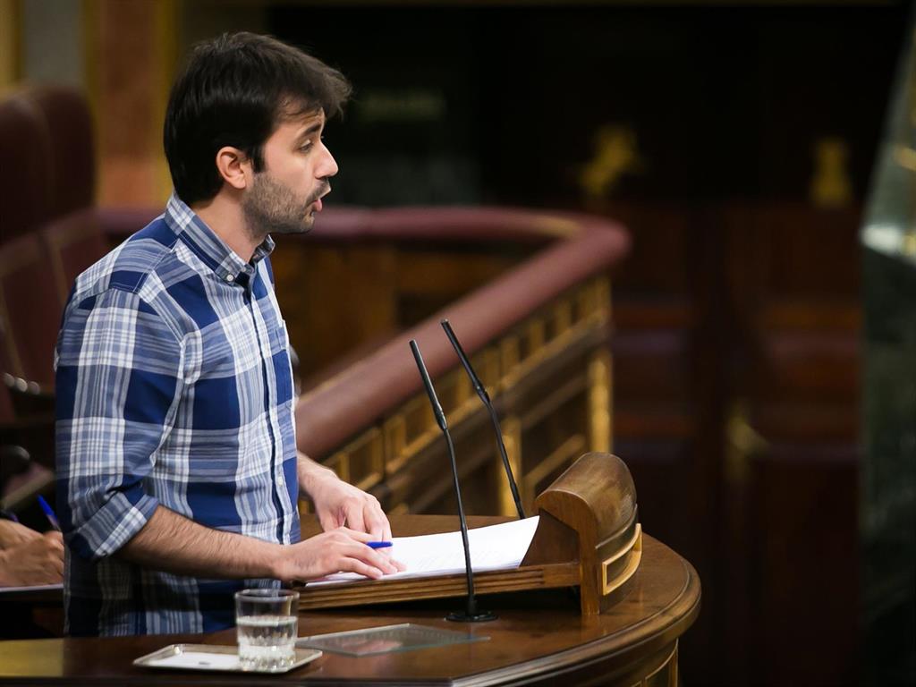 Psoe Y Podemos Lanzan Un Tercer Candidato A Las Secretar As Del