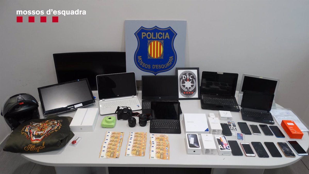 Desarticulada Una Banda Criminal Tras Estafar A M S De Ancianos