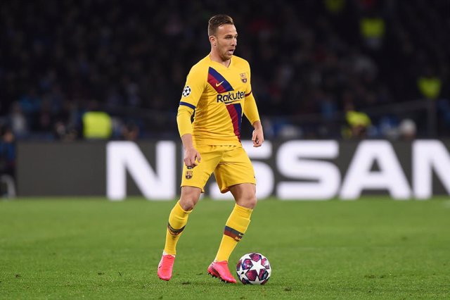 El Barça vende a Arthur a la Juventus por 72 millones más 10 en variables