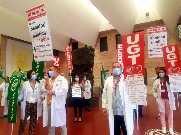 CCOO CSIF y UGT se concentran este jueves ante el SAS para exigir más