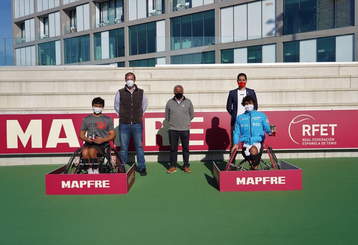 Daniel Caverzaschi suma su tercer título de campeón de España de tenis