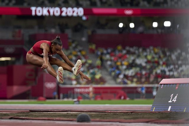 Ana Peleteiro Se Cuelga El Bronce En Una Final De Triple Salto Para La