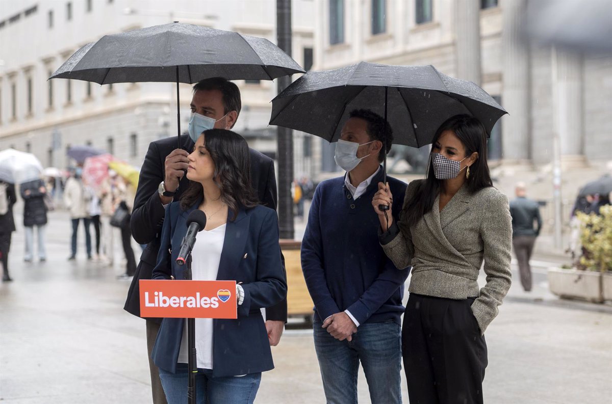 Arrimadas Acusa A Casado De Esconder La Cabeza Tras La Condena De La