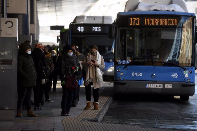 Los Usuarios De La Emt Aumentaron Un En Enero Y Subieron Un