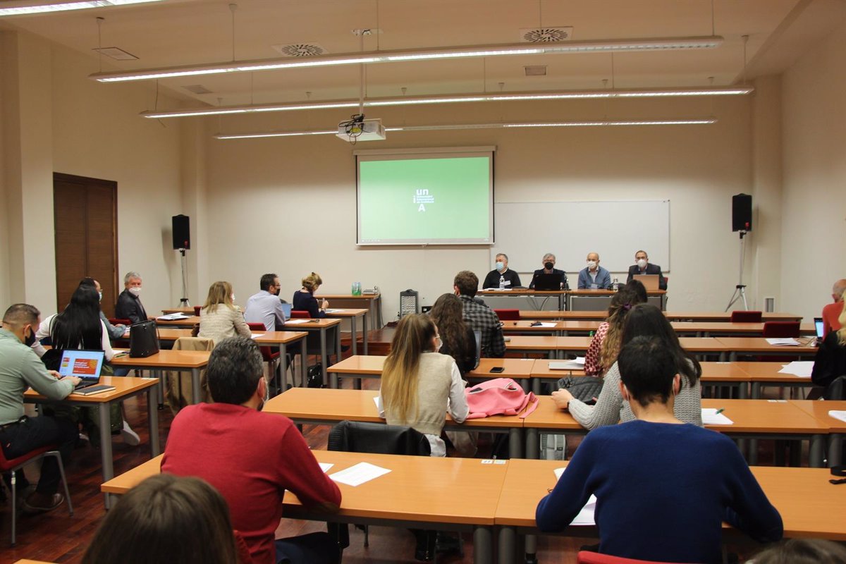 La sede de la UNIA en Baeza Jaén debate en un workshop sobre el papel