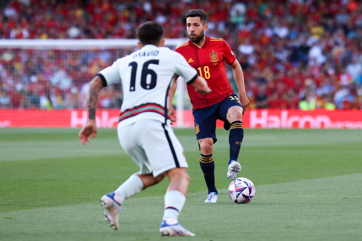 Jordi Alba Si el Barça no puede fichar pues habrá que tirar de cantera