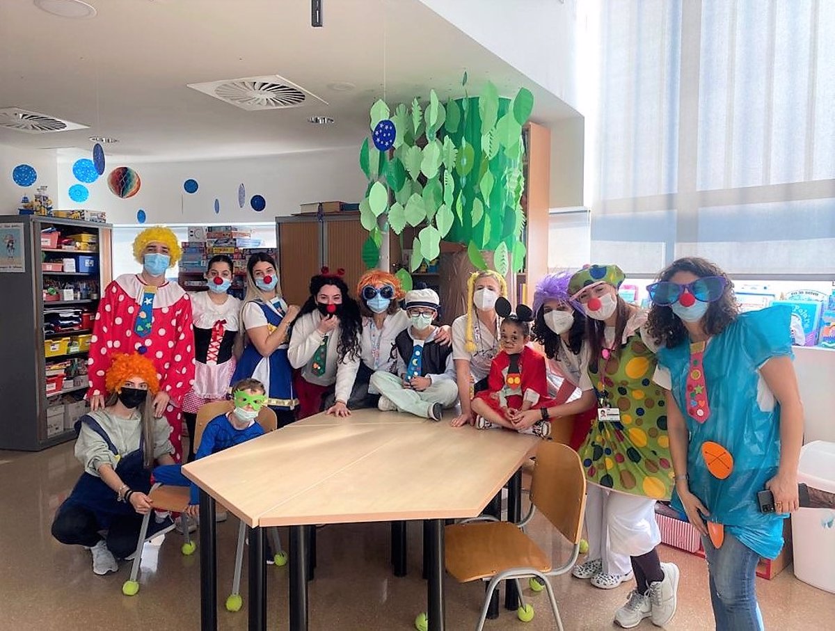 El Hospital Cl Nico San Cecilio De Granada Celebra El Carnaval Con Los