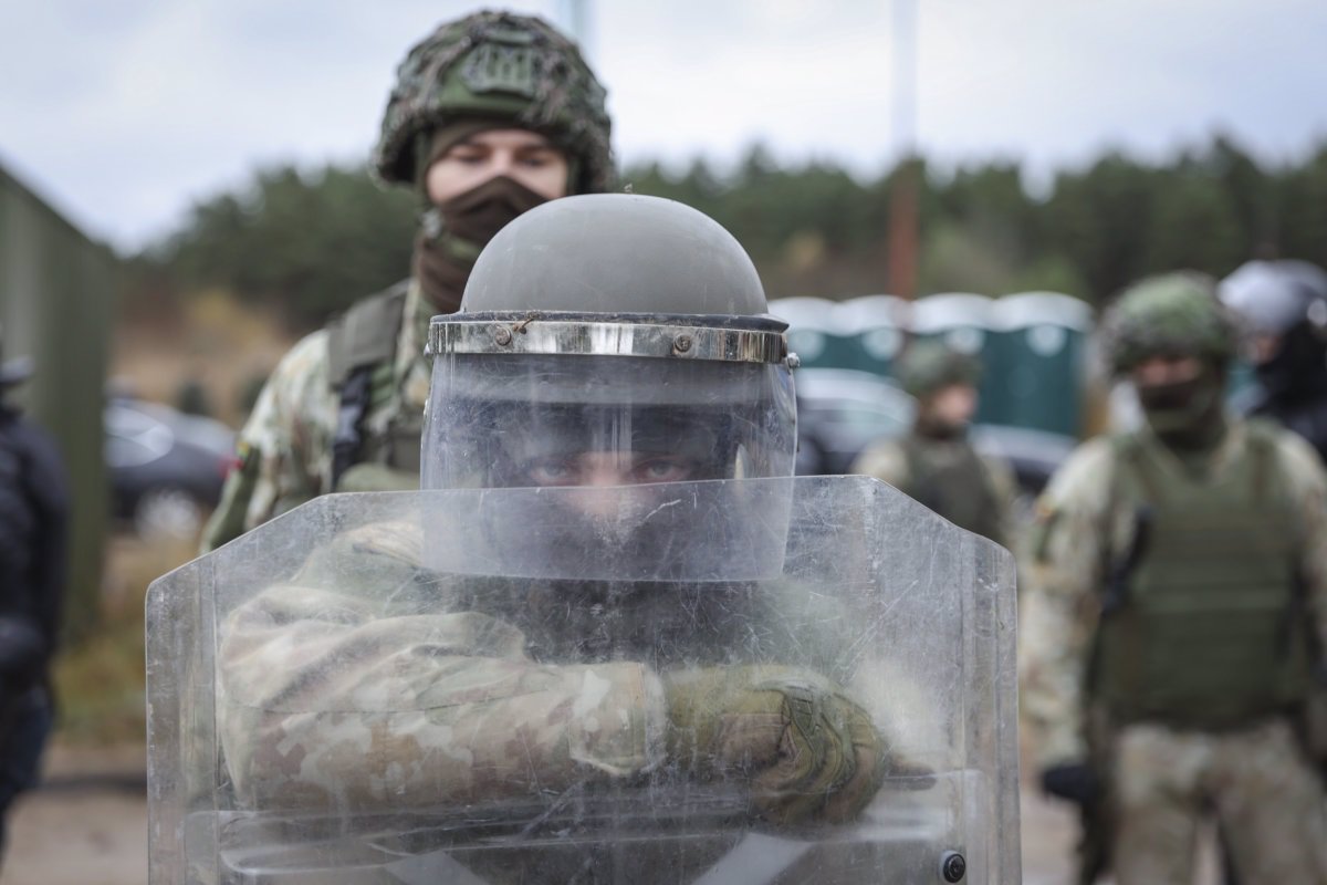 Ucrania Lituania Ampl A El Estado De Emergencia En Su Frontera Con