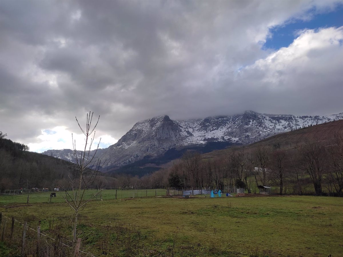 Nubosidad Abundante Y Lluvia A Partir De Media Ma Ana De Este Lunes