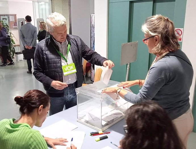 El Candidato De Vox A La Alcald A De Ja N Llama A Votar Para Que La