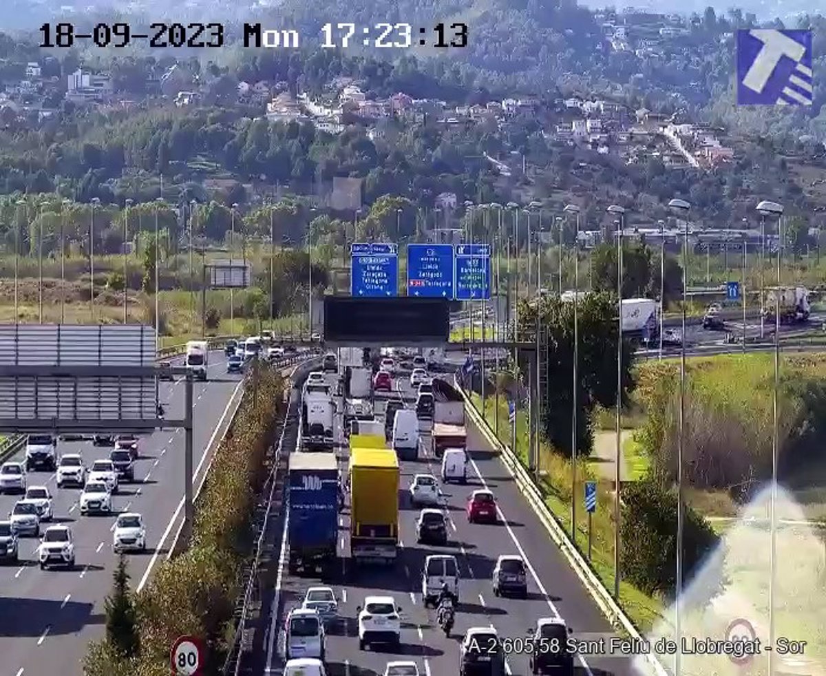 Reabierto El Carril Cortado En La A En Santa Coloma De Cervell