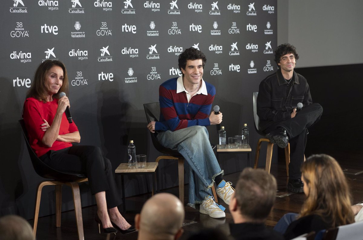 Ana Belén Javier Calvo y Javier Ambrossi Los Javis presentadores