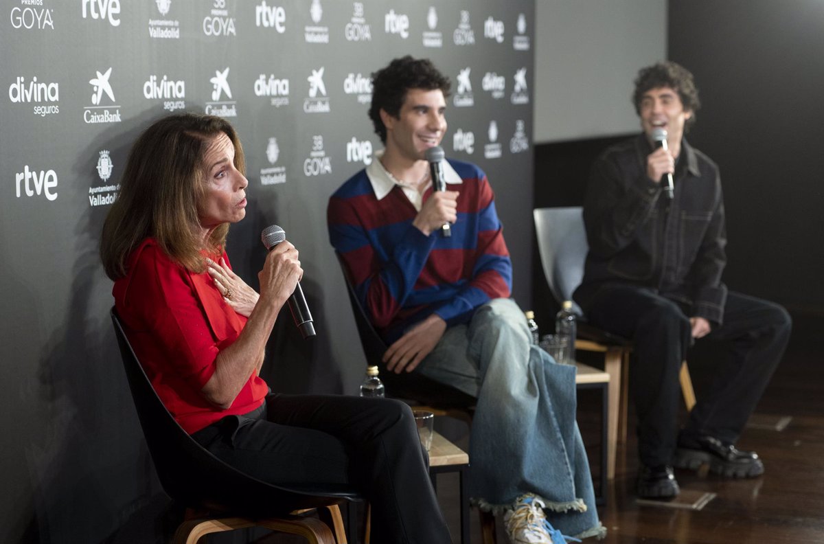 Ana Belén y Javier Calvo y Javier Ambrossi Los Javis presentadores