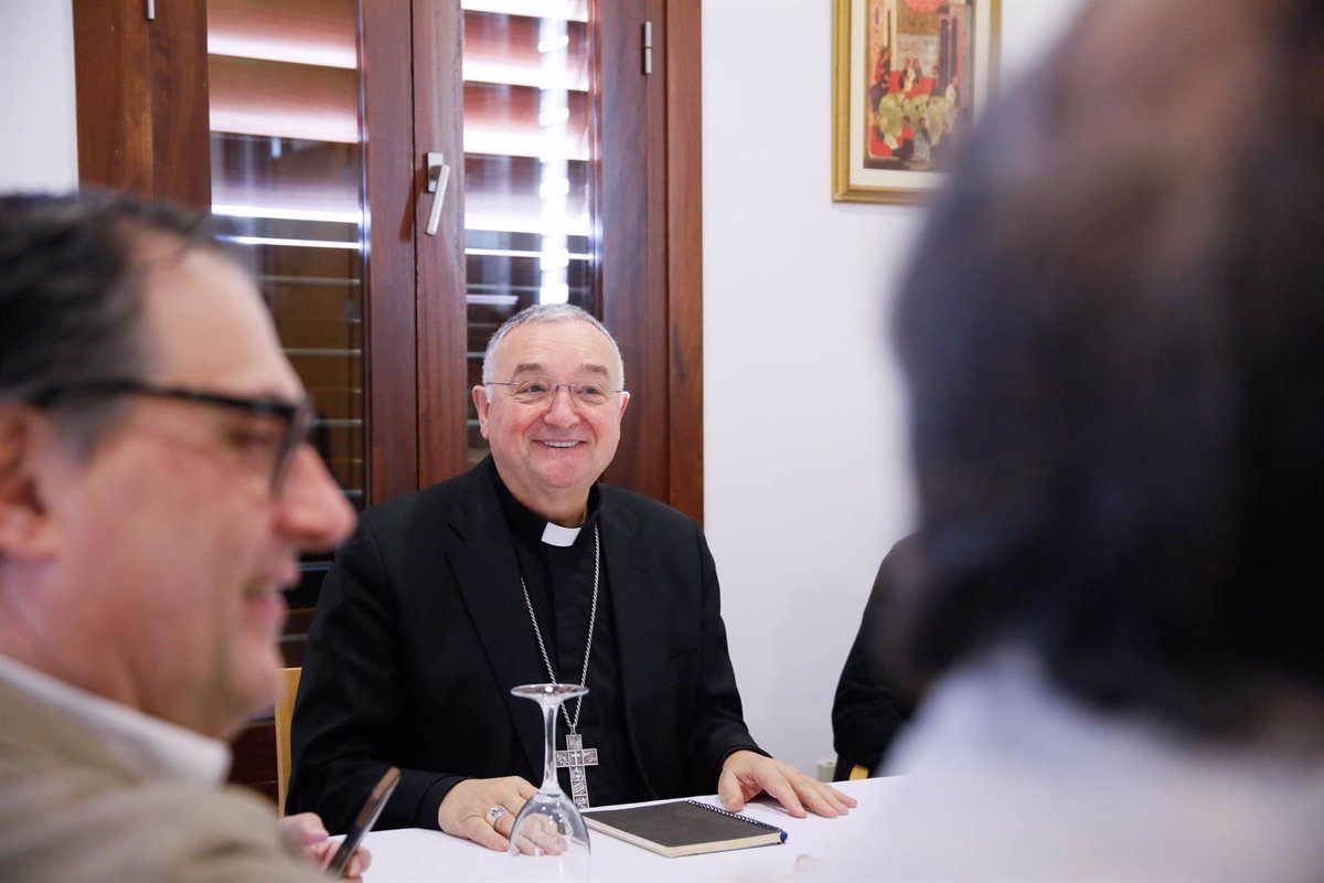 El obispo de Almería sobre la elevada deuda Tenemos que ser austeros