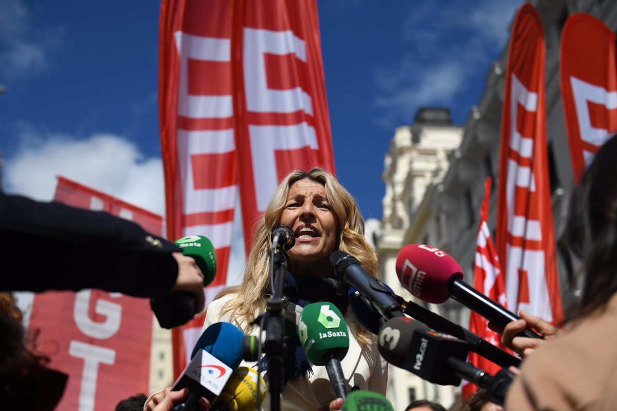 Yolanda Díaz identifica democracia con clase trabajadora y promete