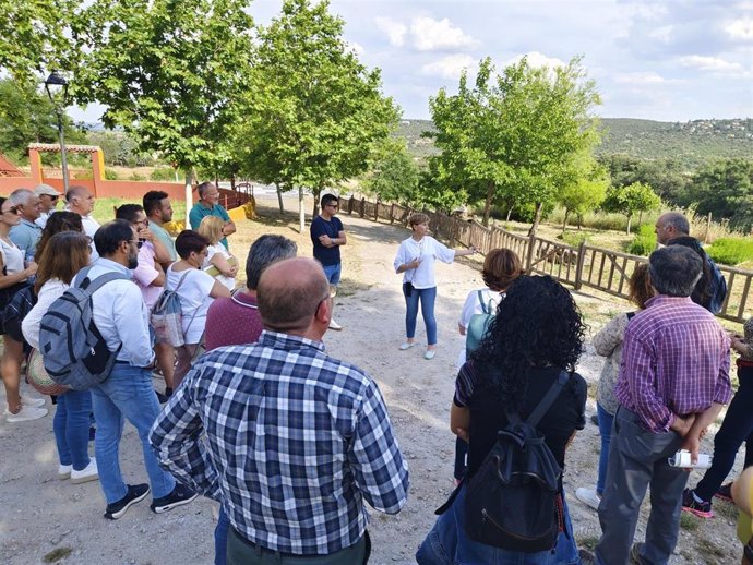 Municipios Empresas Y Agricultores De La Alpujarra Almeriense Trabajan