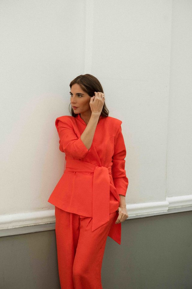 Lourdes Montes presenta la colección que dominará la primavera: "Al final, en cualquier evento acabas bailando"