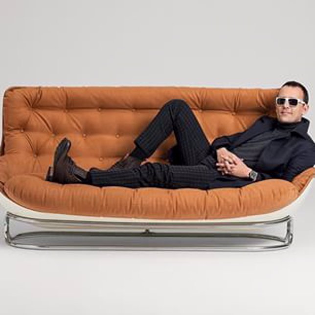 Risto Mejide tiene nuevo sofá chester 