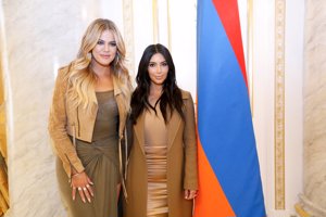 Las Kardashian desatan la locura en su visita a Armenia