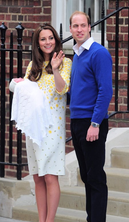 Kate Middleton y el príncipe William con su hija Charlotte