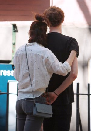 Dakota Johnson y Matthew Hitt están más enamorados que nunca