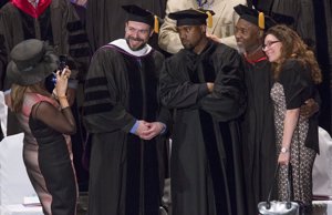 Kanye West... ¡se convierte en doctor 'honoris causa'!