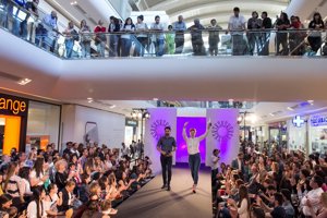 Jesús Castro y Bimba Bosé se convierten por un día en 'personal shopper'