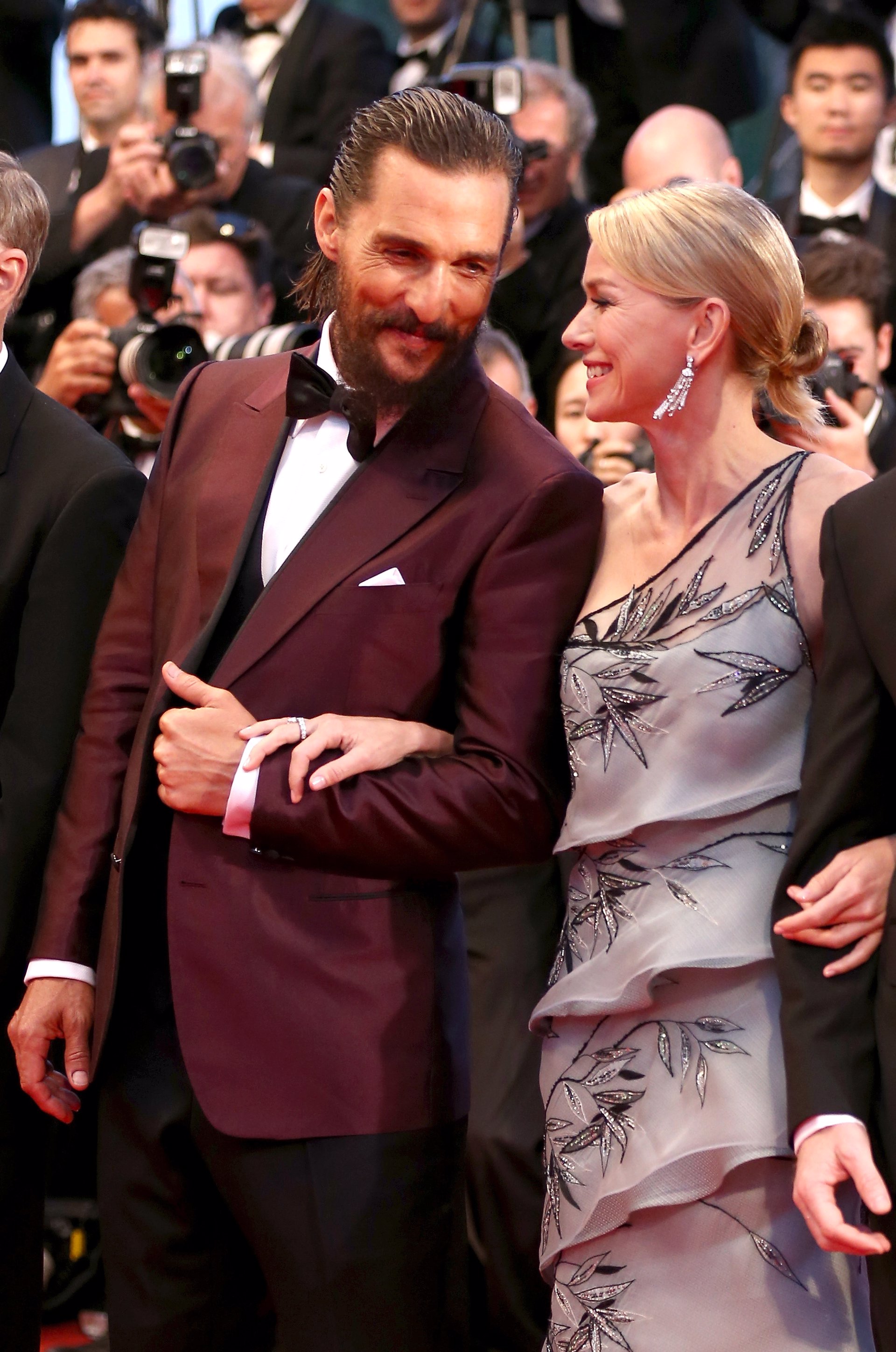 Matthew McConaughey con Camila Alves en el Festival Cannes 2015