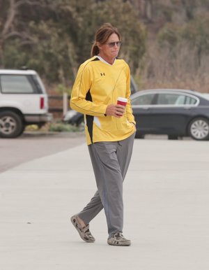 Bruce Jenner se presenta como mujer: 