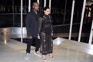 Kanye West y Kim Kardashian en los CFDA Fashion Awards