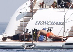 Cristiano Ronaldo luce cuerpazo en Saint-Jean-Cap-Ferrat