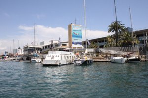 Barcelona y sus aguas, enclave ideal para tus planes del verano